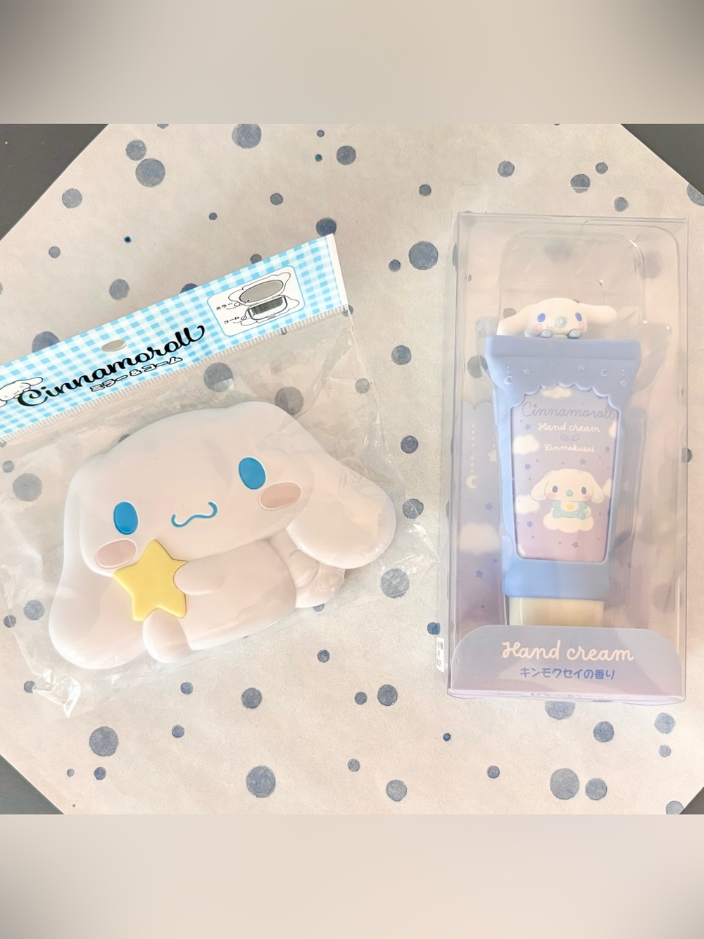 NIP Sanrio Cinnamoroll Lot - Hand Cream Osmanthus Scent + Compact Mirror/Comb